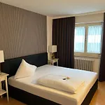 Berg Hotel *