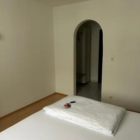 Berg * سيكريتشن ام والرزي