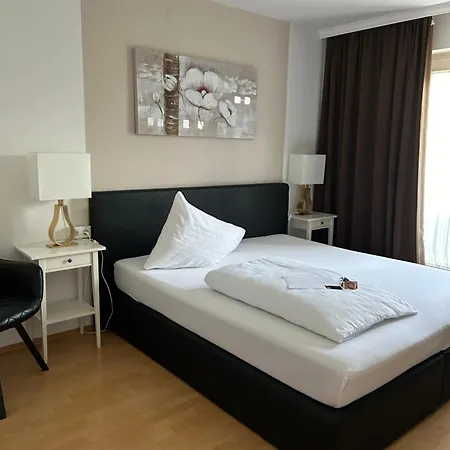 Berg Hotel *